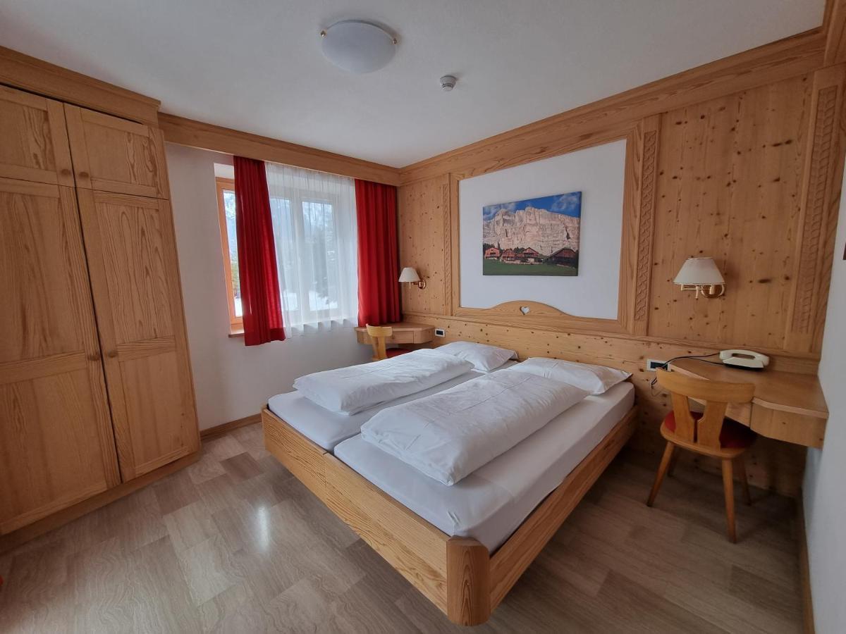Residence Riposo Colfosco Bagian luar foto