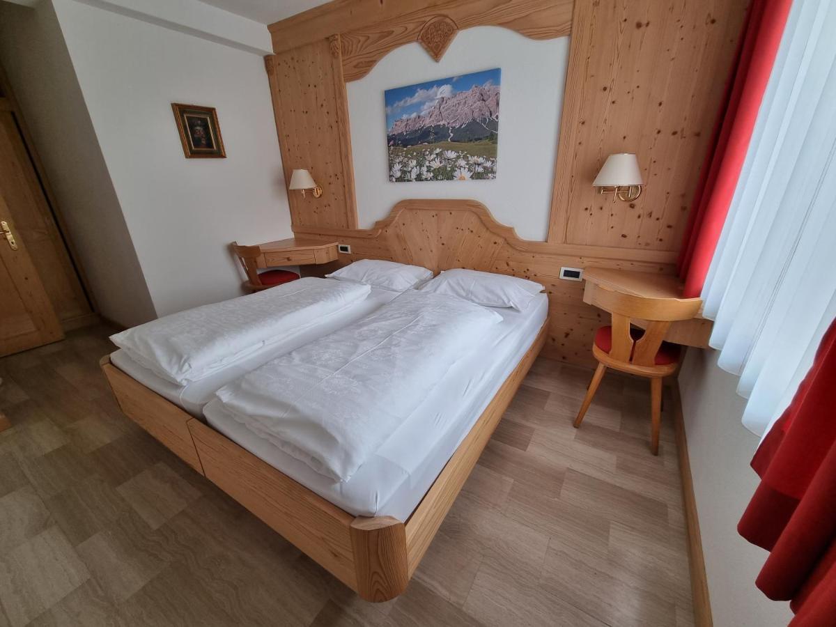 Residence Riposo Colfosco Bagian luar foto