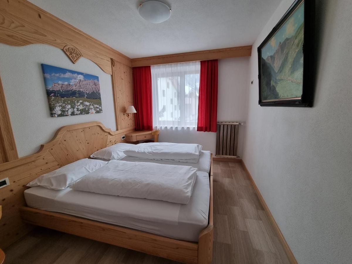 Residence Riposo Colfosco Bagian luar foto