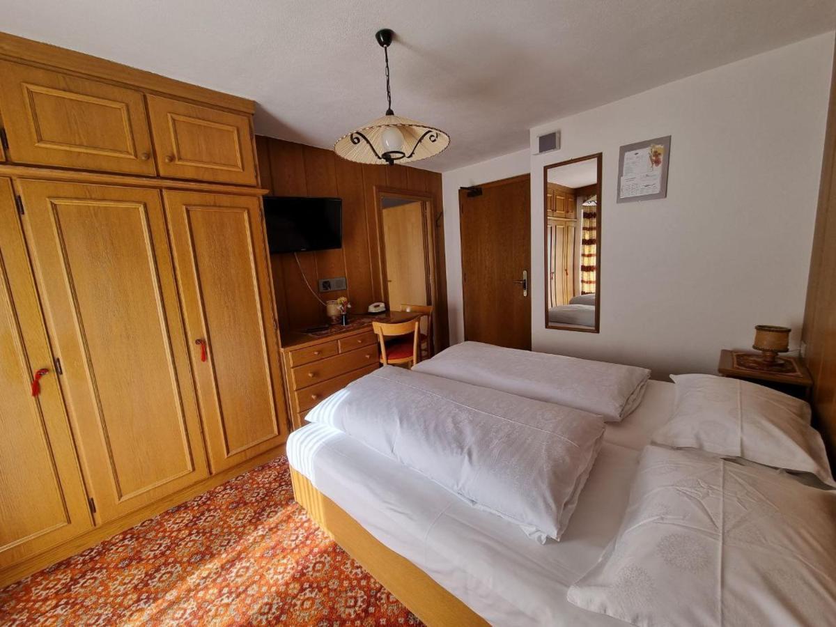 Residence Riposo Colfosco Bagian luar foto