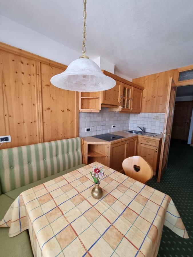 Residence Riposo Colfosco Bagian luar foto