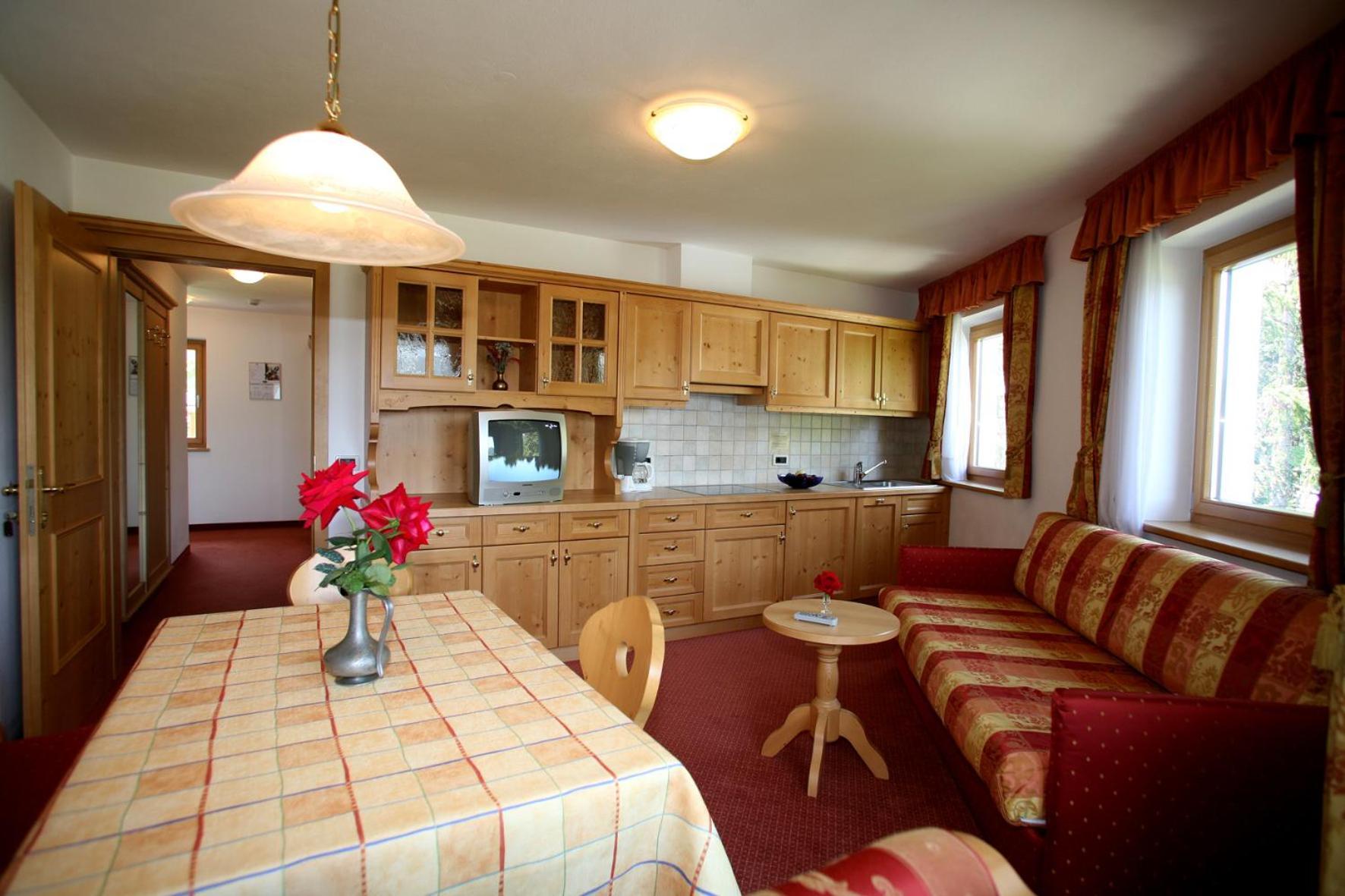 Residence Riposo Colfosco Bagian luar foto