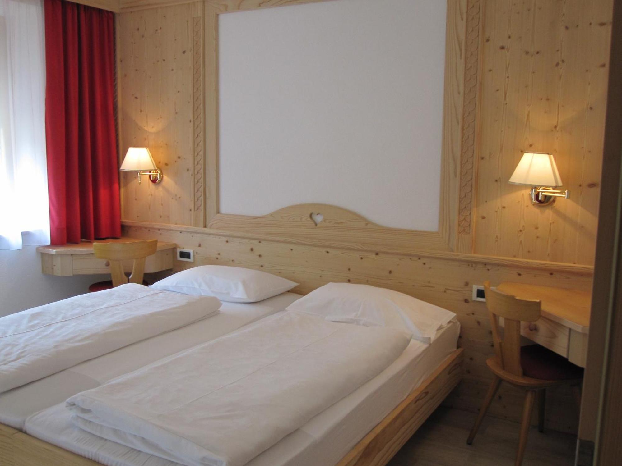 Residence Riposo Colfosco Bagian luar foto