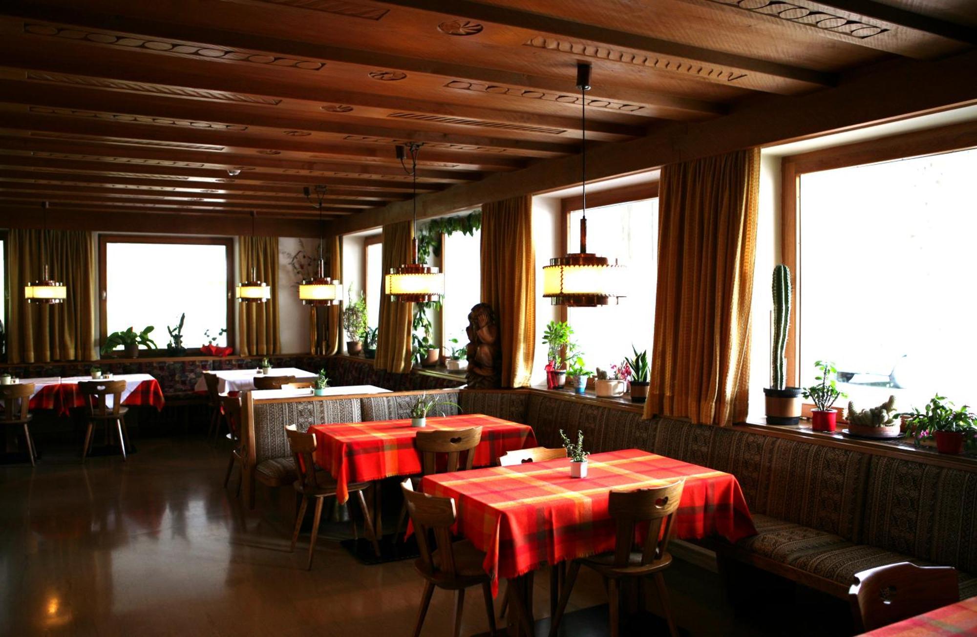 Residence Riposo Colfosco Bagian luar foto