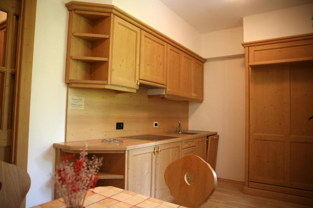 Residence Riposo Colfosco Ruang foto