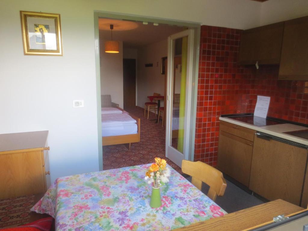 Residence Riposo Colfosco Ruang foto
