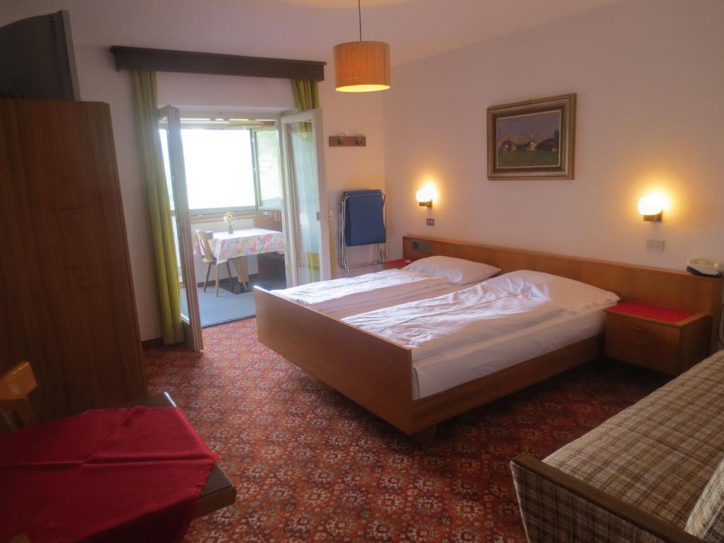 Residence Riposo Colfosco Ruang foto