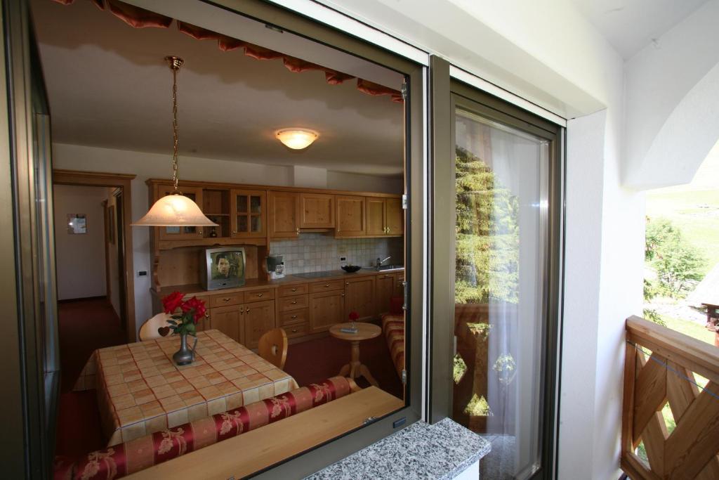 Residence Riposo Colfosco Bagian luar foto