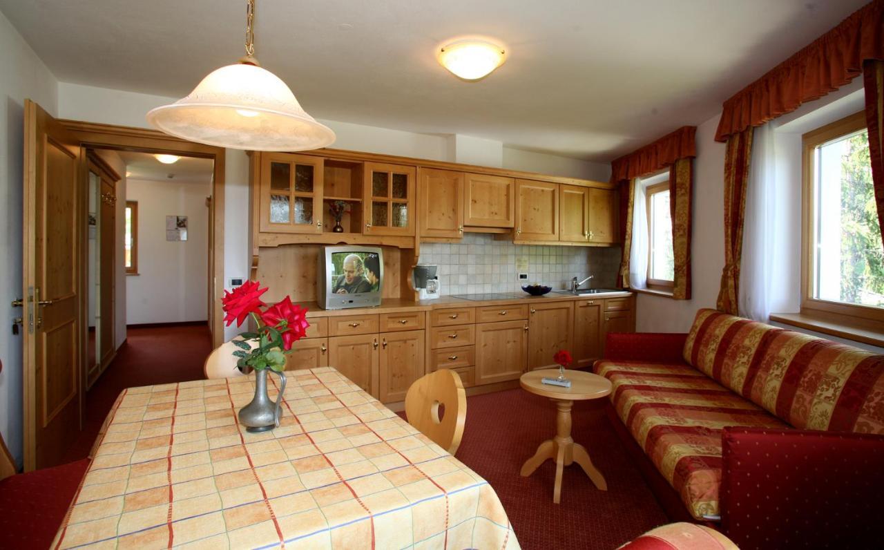 Residence Riposo Colfosco Ruang foto